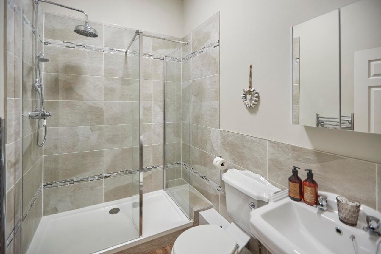 Host & Stay - Sandpiper Apartment Whitby Exteriör bild